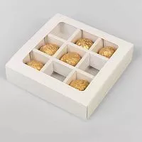 Коробка для 9 конфет, белая 13,8*13,8*3,5см
