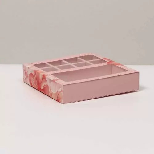 Коробка под 8 конфет и плитку "Розовые цветы" 17,8*17,8*3,5см фото 3 Коробка под 8 конфет и плитку "Розовые цветы" 17,8*17,8*3,5см фото 3